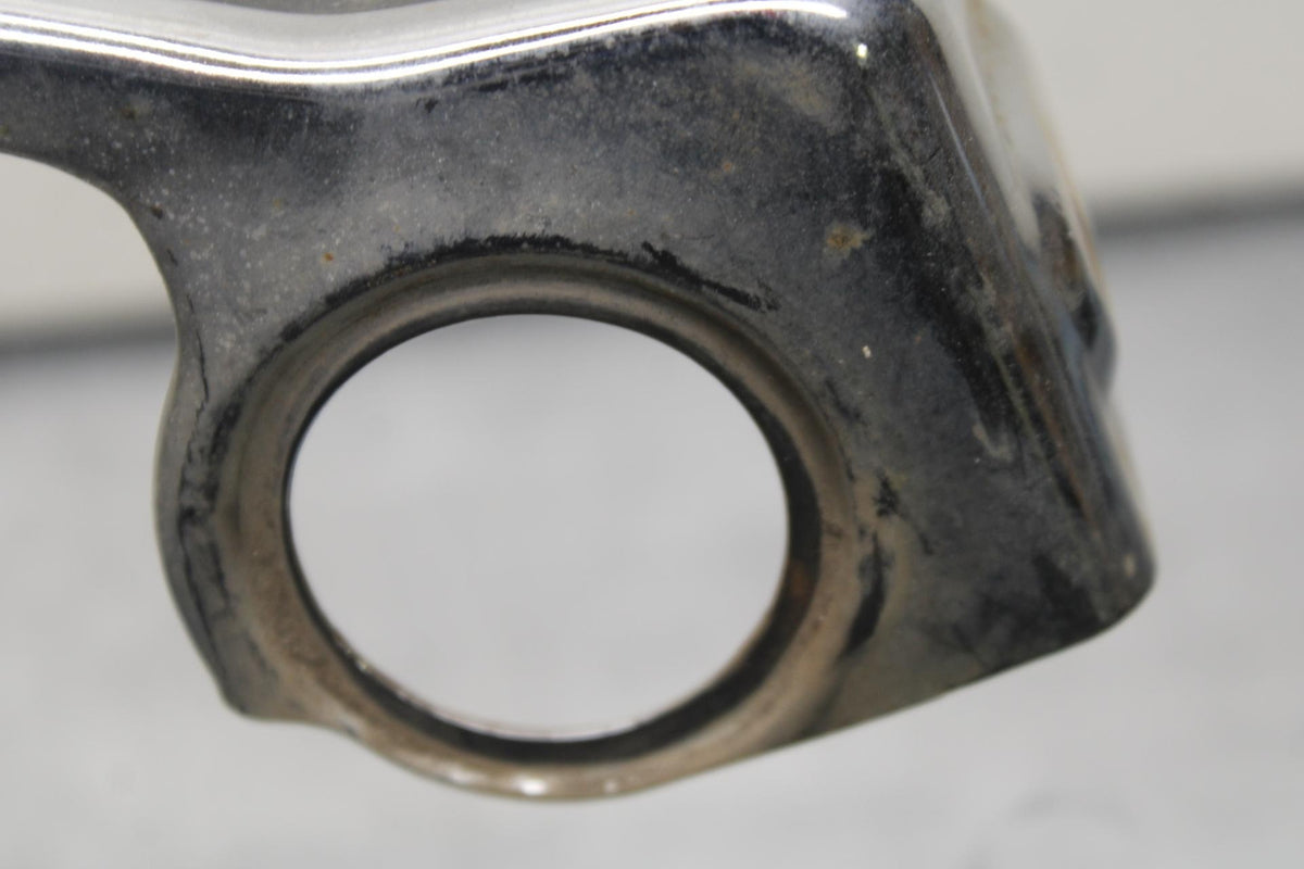 80-83 SUZUKI GS750E LOWER TRIPLE STEM COVER TRIM BB82