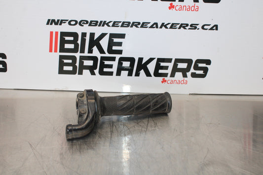 96-07 YAMAHA YZF600R THROTTLE CABLE LINE HOUSING GUIDE BB158