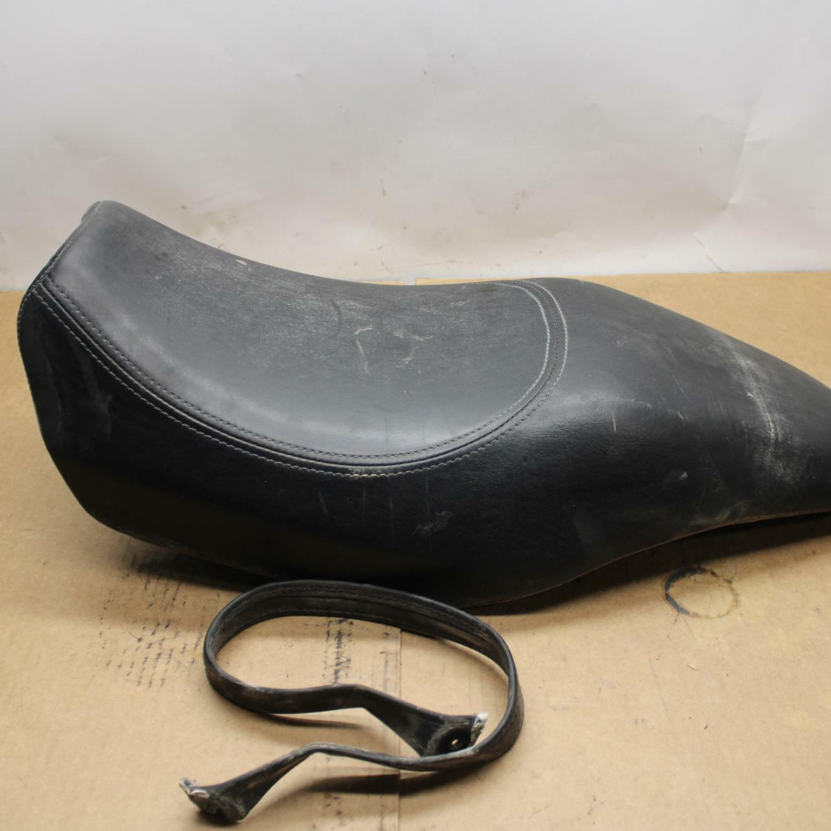 14-20 HARLEY-DAVIDSON STREET 500 FRONT DRIVERS SEAT BB381