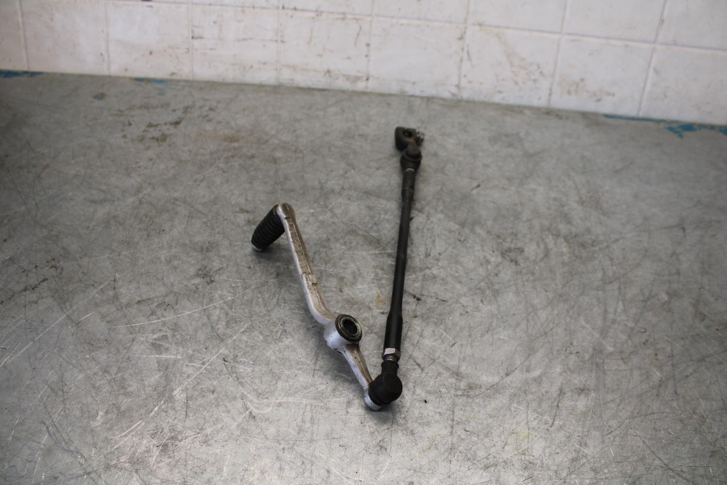 08-16 YAMAHA YZF R6 SHIFTER LINKAGE SHIFT LINK PEDAL BB431