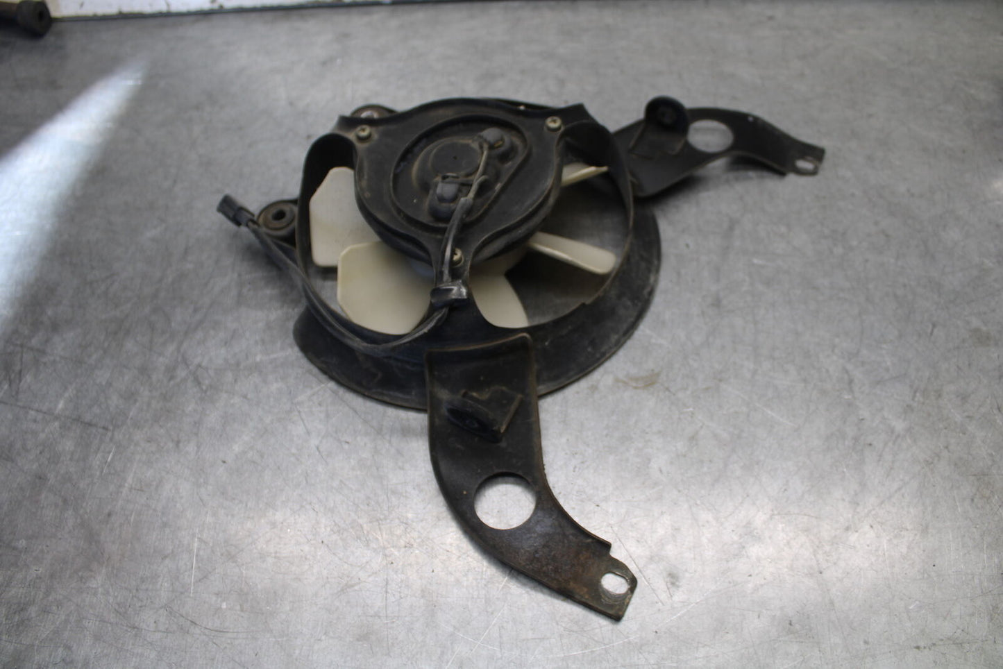 85-86 SUZUKI MADURA 1200 ENGINE RADIATOR COOLING FAN  BB691