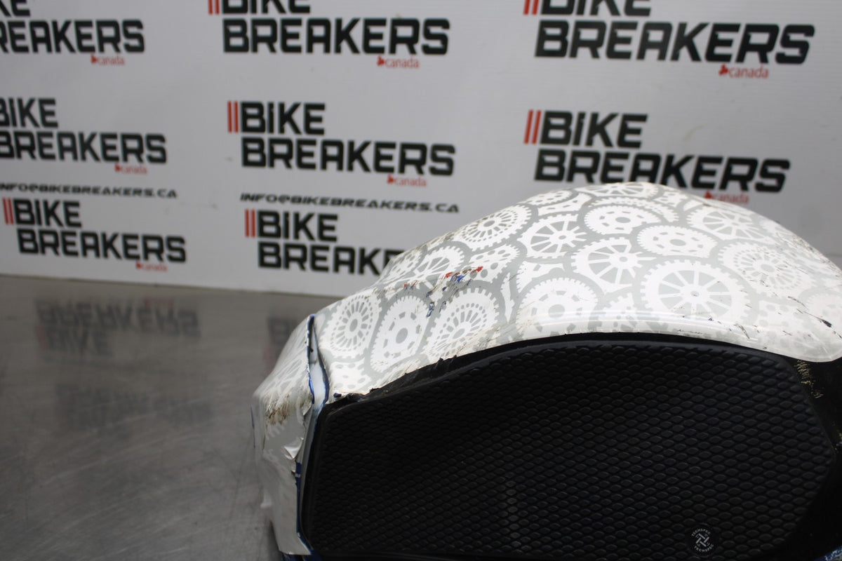 09-16 SUZUKI GSXR1000 GAS TANK FUEL CELL PETROL RESERVOIR BB00