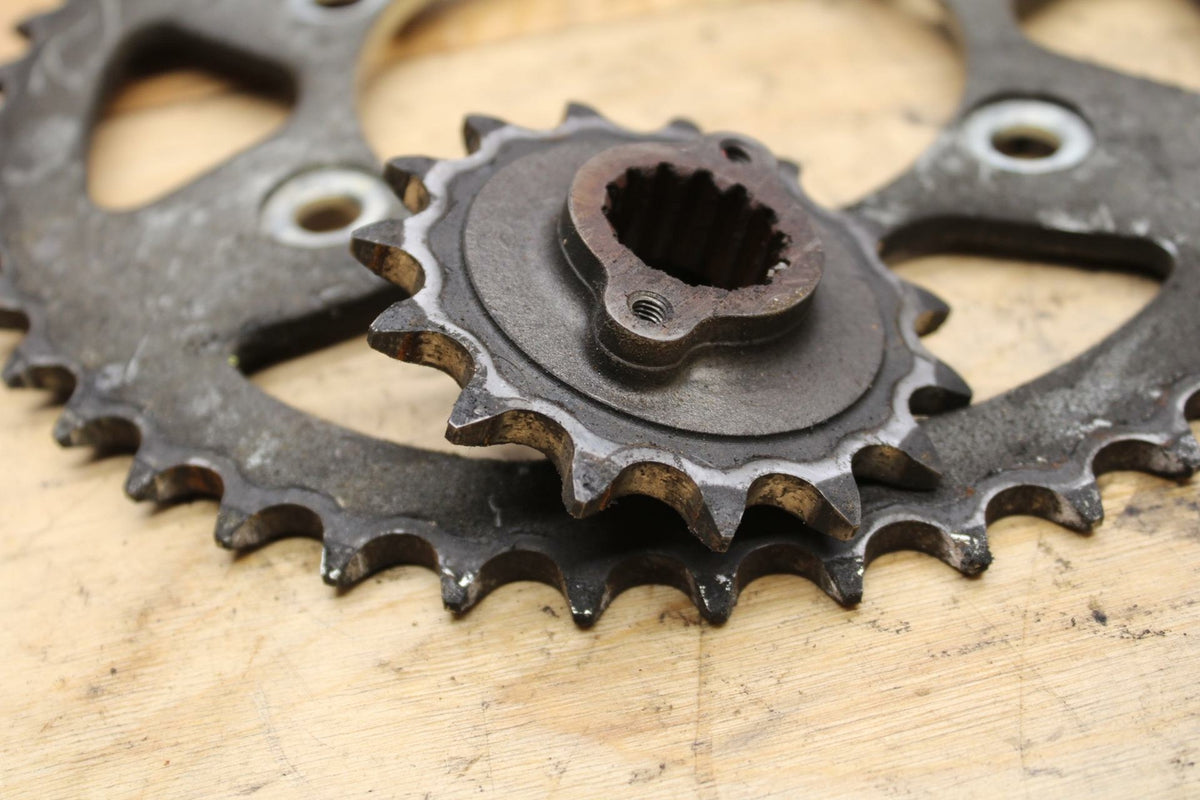 08-14 DUCATI MONSTER 696 FRONT REAR BACK SPROCKET SET BB324