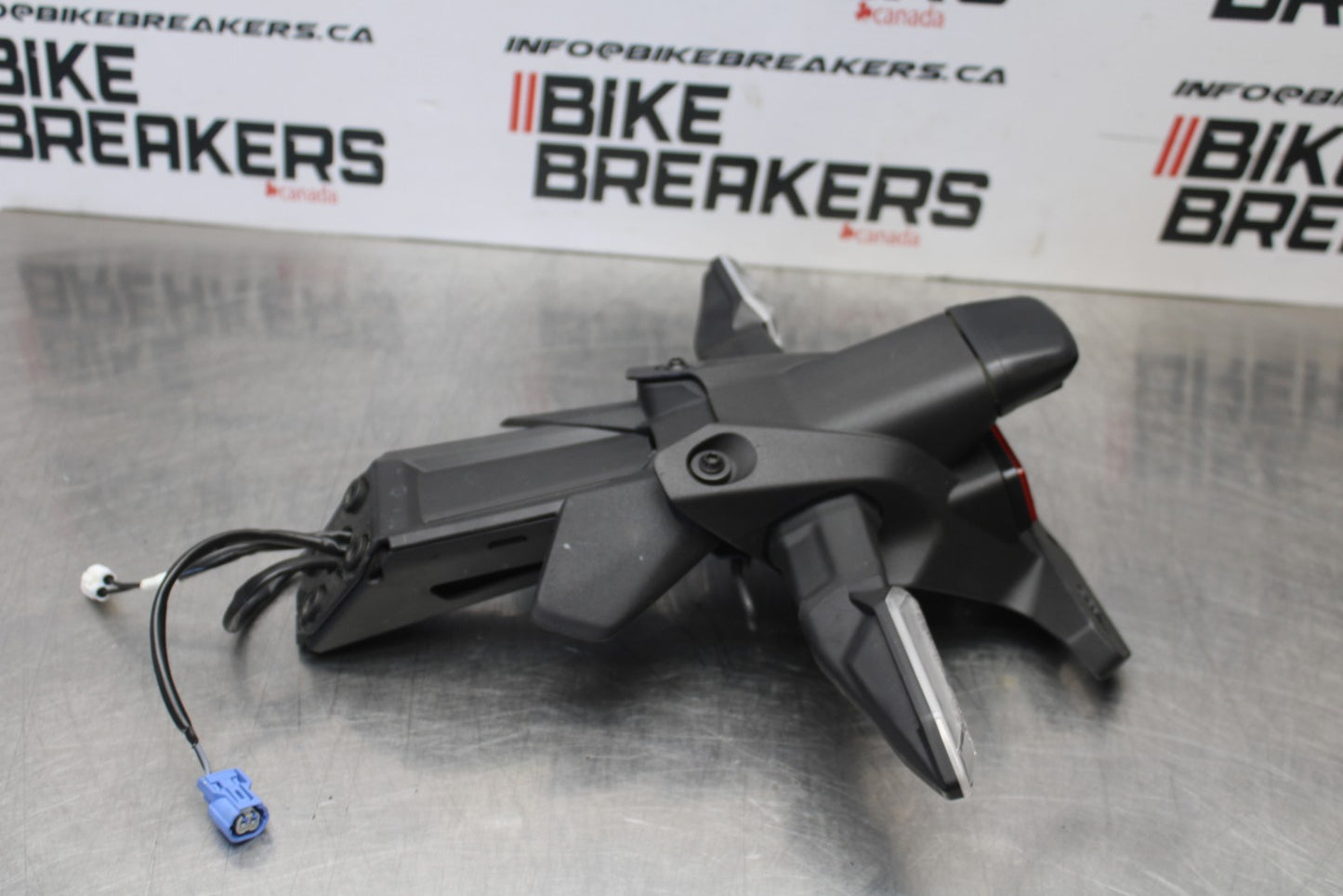 24-25 KAWASAKI NINJA ZX4R REAR BACK FENDER MUD GUARD/ LIGHTS SIGNALS  BB610