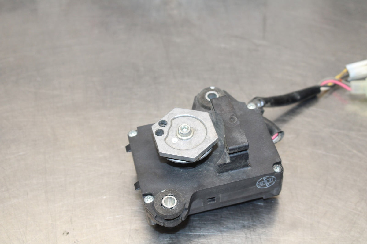 08-10 SUZUKI GSXR 600 EXHAUST VALVE SERVO MOTOR BB835