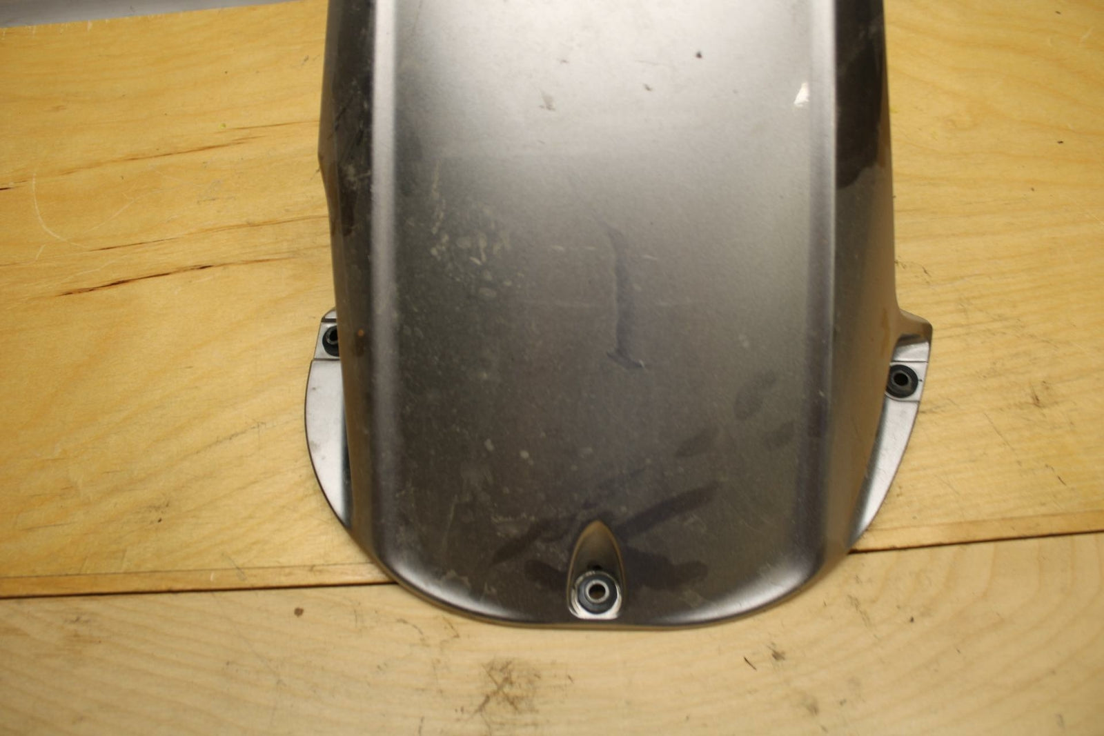 02-03 YAMAHA YZF R1 5PW REAR BACK WHEEL TIRE HUGGER FENDER BB313