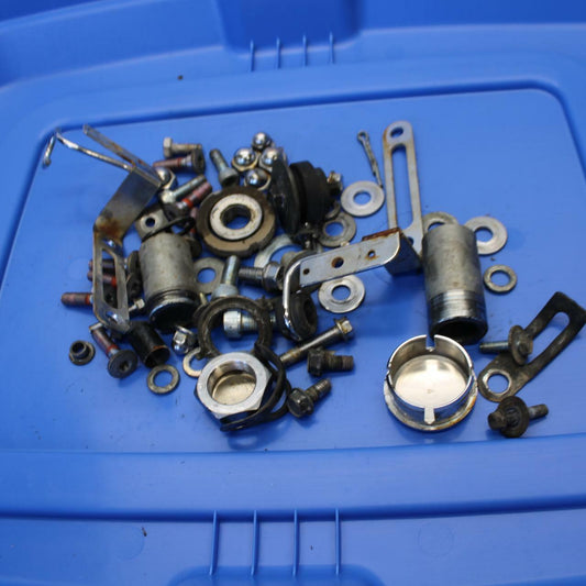 01 KAWASAKI VULCAN 1500 LEFTOVER BRAKE ROTOR  HARDWARE SCREW KIT SET BB301