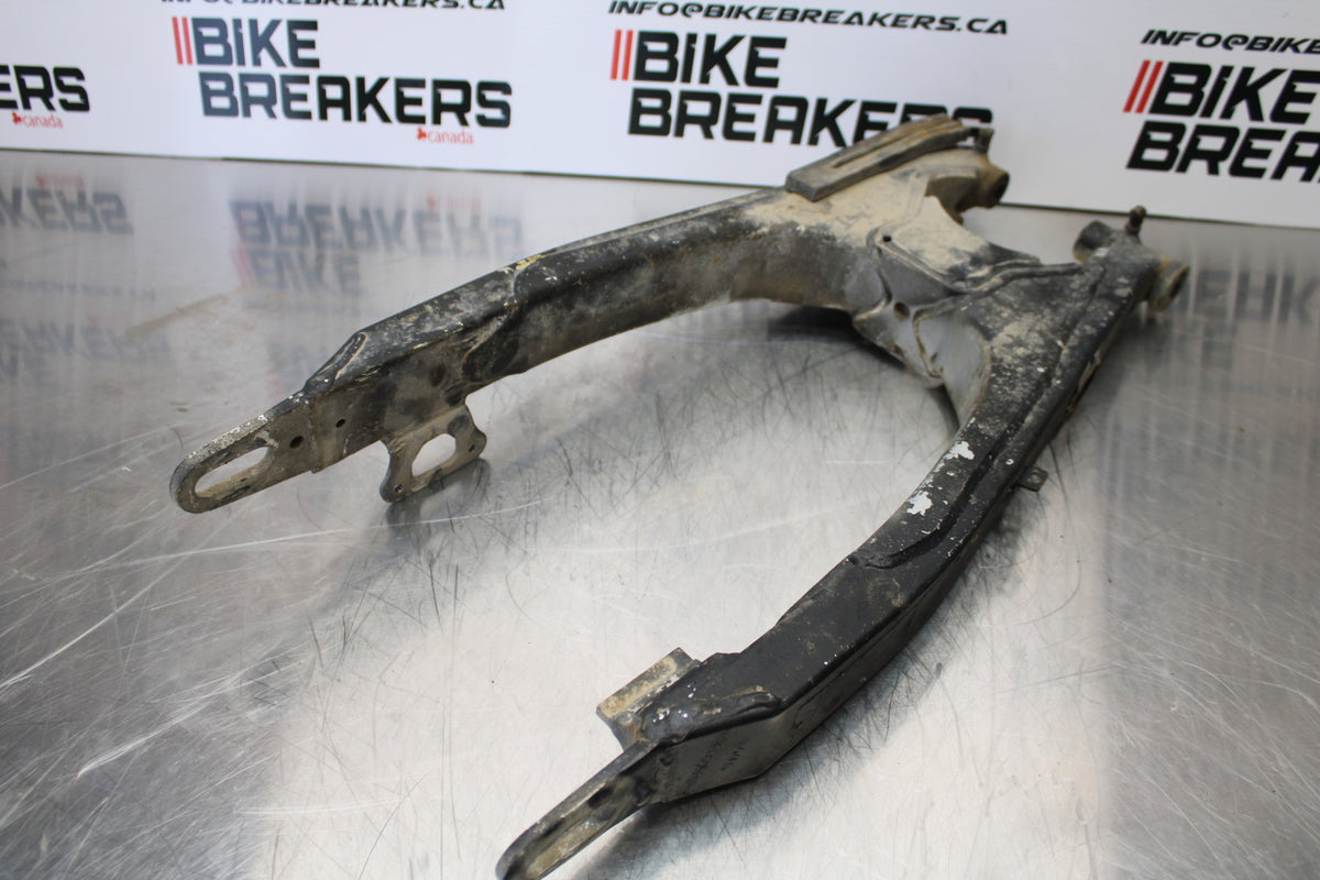 19 YAMAHA TTR230 SWINGARM SWING ARM SUSPENSION BB146