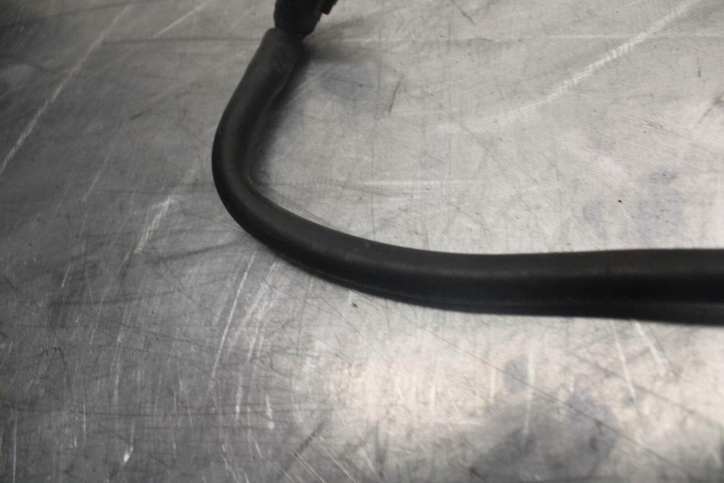 05 YAMAHA YZF R6S FUEL HOSE GAS LINE TUBE PIPE BB462