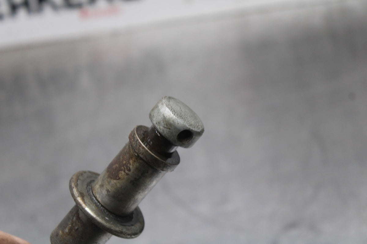 77-79 SUZUKI GS1000 FRONT WHEEL RIM AXLE PIVOT BOLT BB807