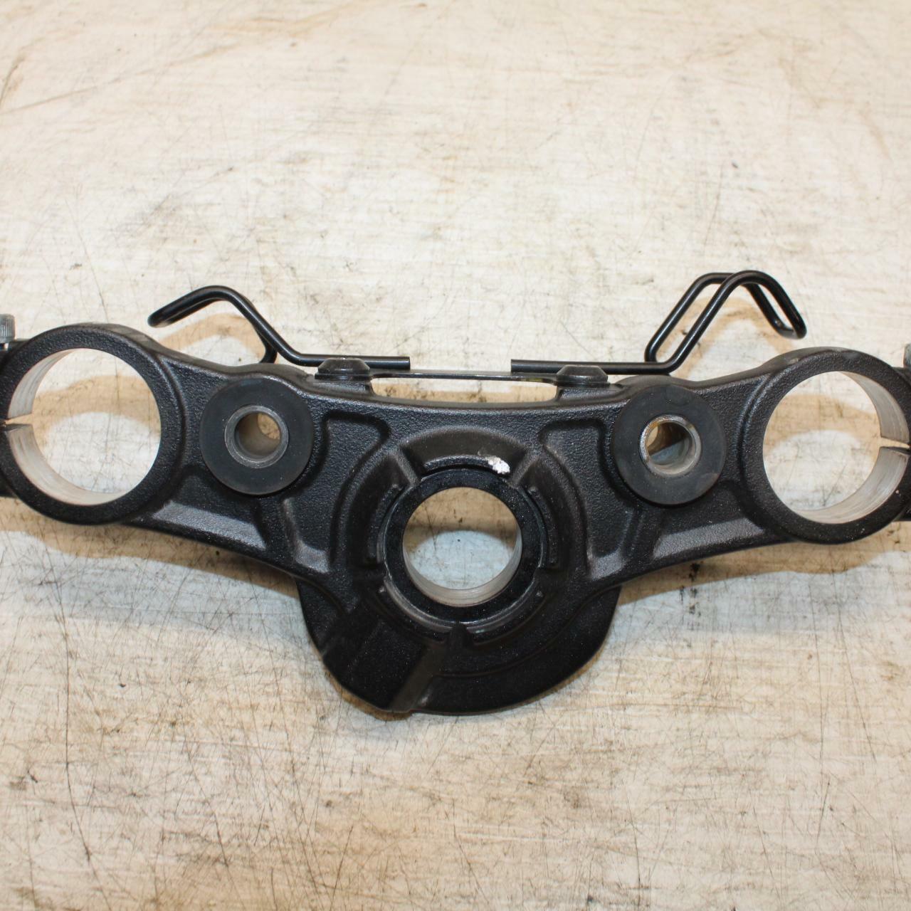 17-20 KAWASAKI NINJA 650 FORKS UPPER TRIPLE TREE CLAMP BB364