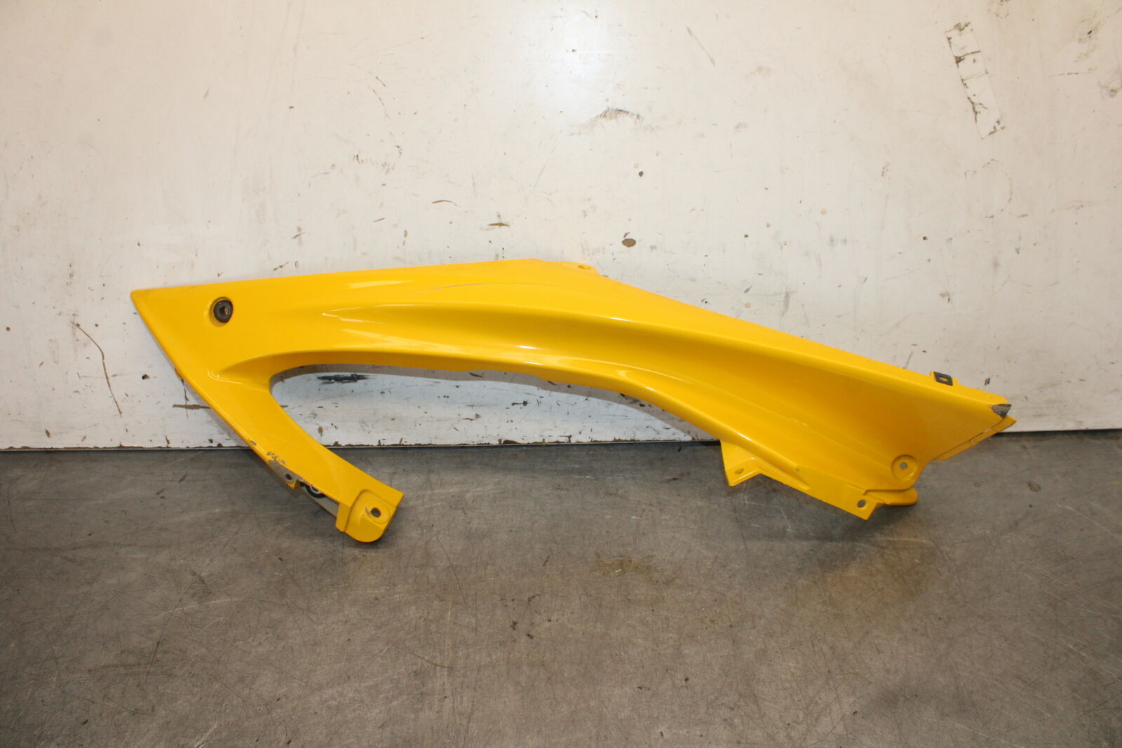 08-16 YAMAHA YZF R6 RIGHT FRONT UPPER MID SIDE FAIRING COWL PLASTIC OEM BB665