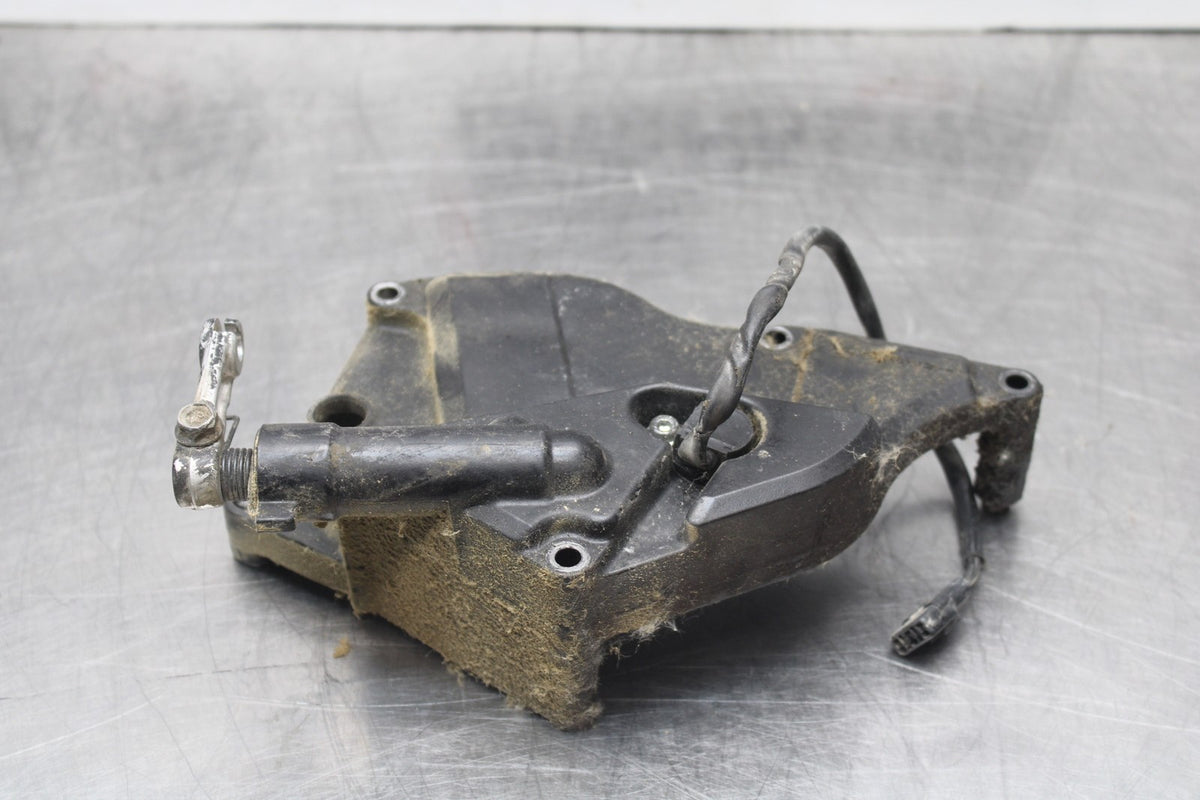 08-10 SUZUKI GSXR750 ENGINE SPROCKET COVER BB854