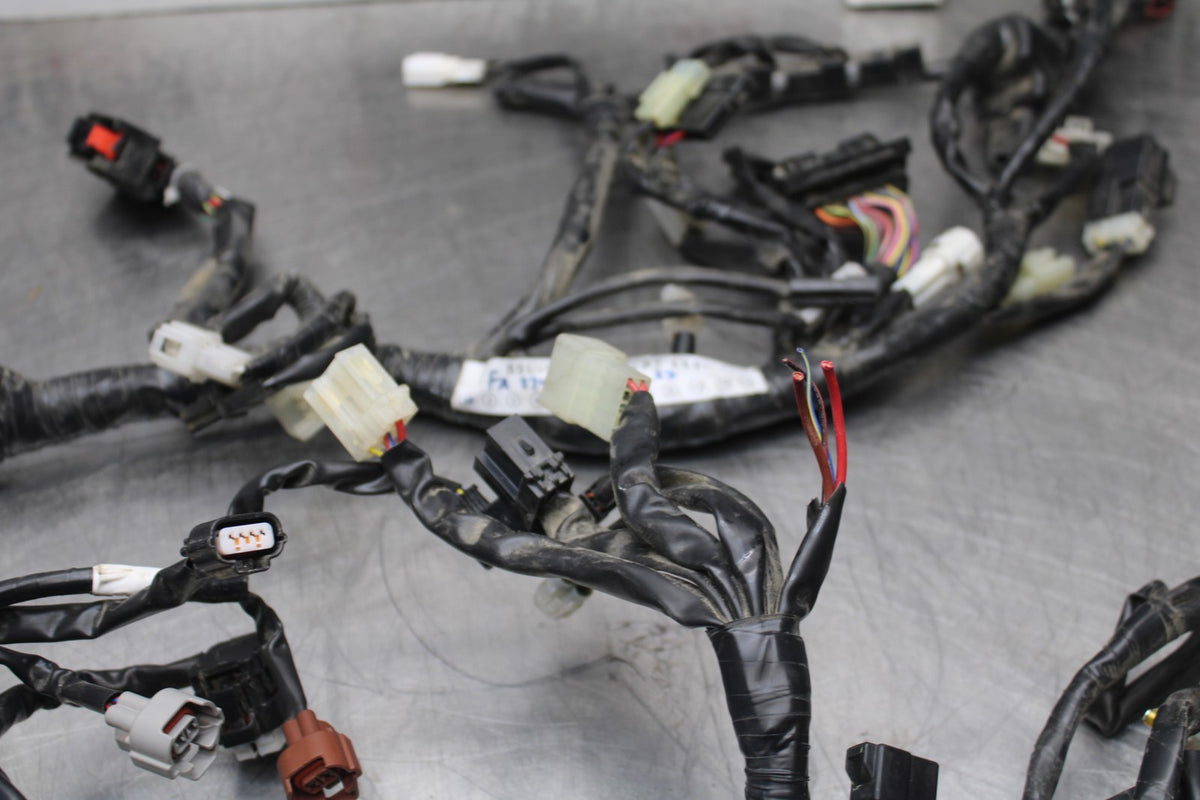 23 YAMAHA YZF R3 MAIN ENGINE WIRING HARNESS MOTOR WIRE LOOM BB806