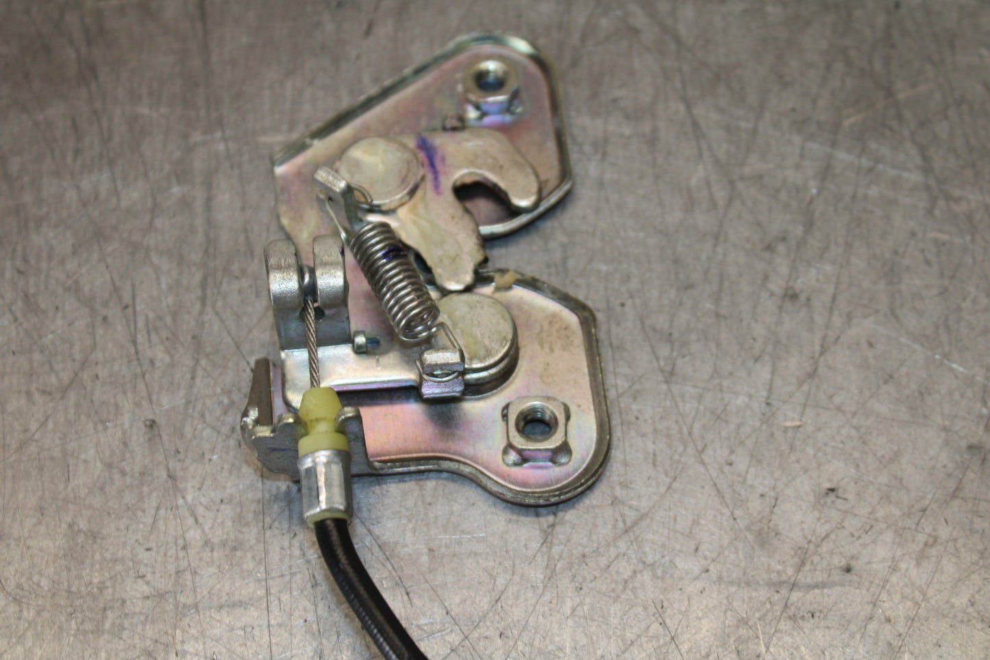 13-15 HONDA CBR500R REAR PASSENGER SEAT LATCH LOCK ASSEMBLY BB704