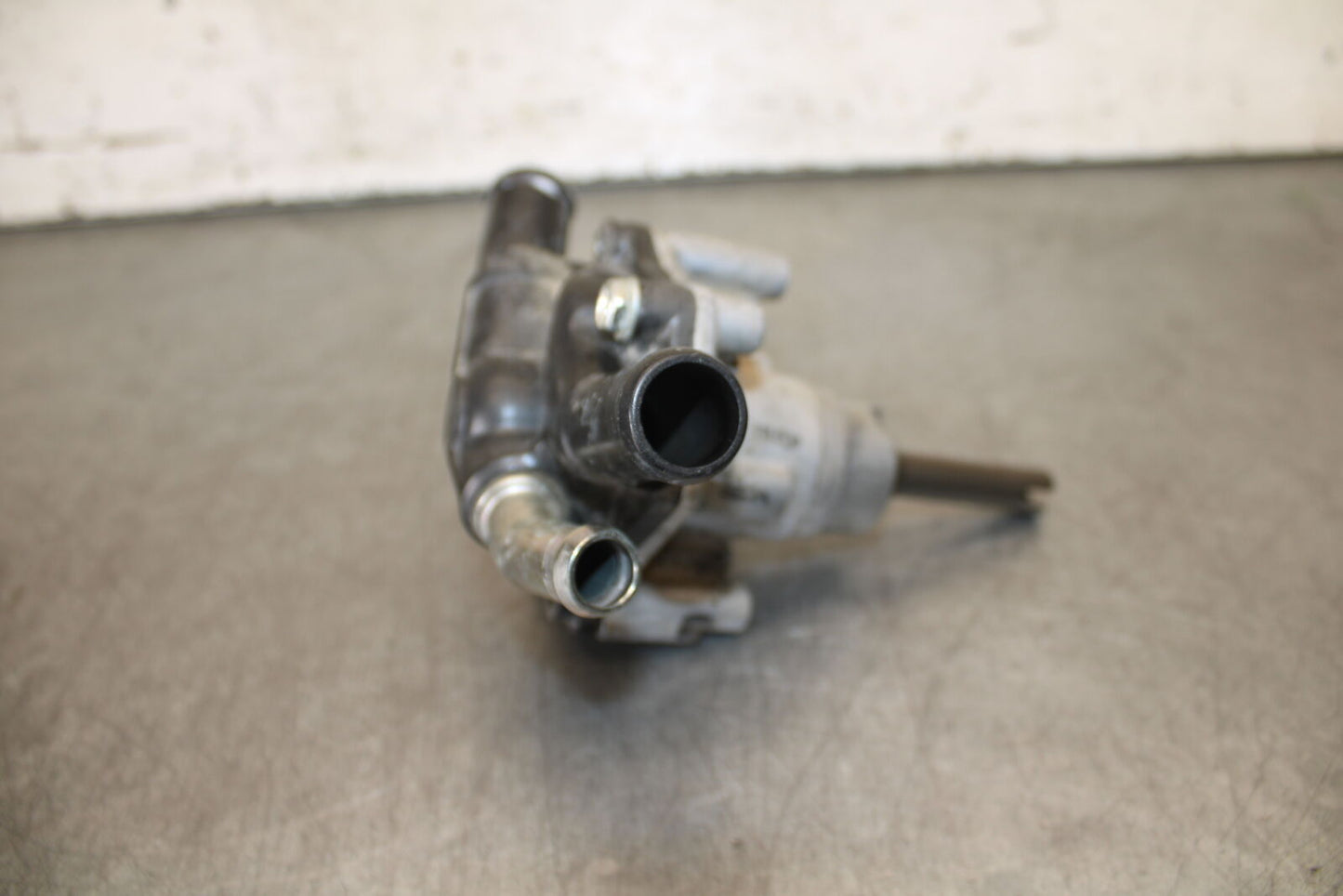 13-15 HONDA CBR500R ENGINE WATER COOLANT PUMP  19200-MGZ-305 BB704