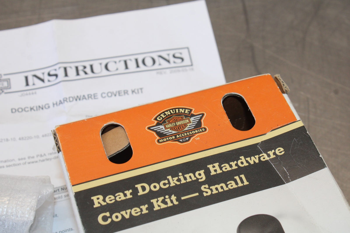 22 HARLEY-DAVIDSON SOFTAIL REAR DOCKING HARDWARE COVER KIT BB859