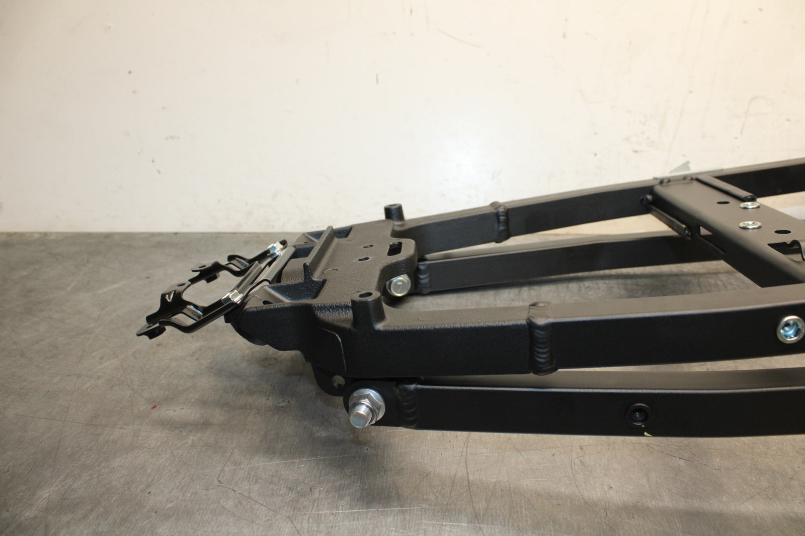 12-25 KAWASAKI NINJA ZX14R NEW!! REAR SUBFRAME BACK SUB FRAME BB757