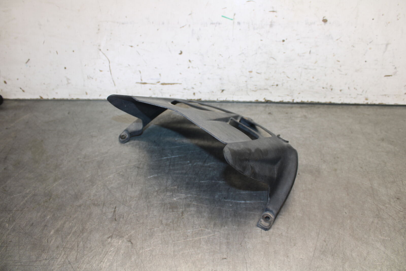 19-23 KAWASAKI NINJA ZX6R REAR BACK WHEEL TIRE HUGGER FENDER BB701