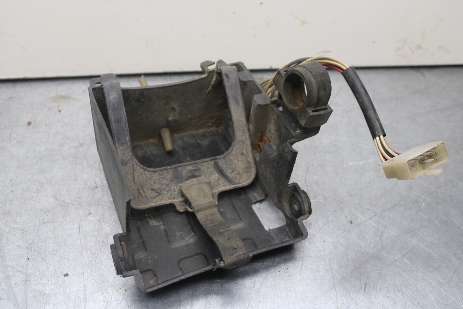1988 Yamaha FZ600 RECTIFIER VOLTAGE REGULATOR BB601