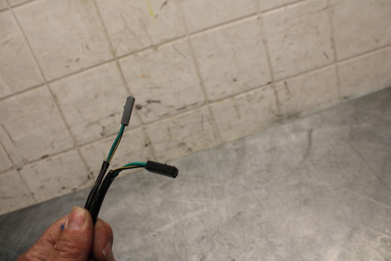 2014 Kawasaki Ninja 300 EX300B ABS FRONT LEFT RIGHT TURN SIGNALS LIGHT BB518