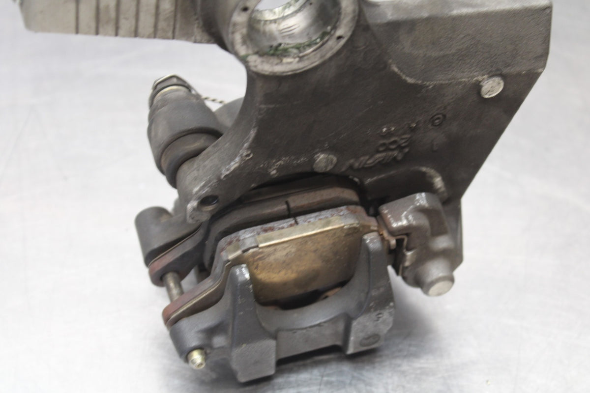 06-07 YAMAHA YZF R6 REAR BACK BRAKE CALIPER W MOUNT BRACKET BB763