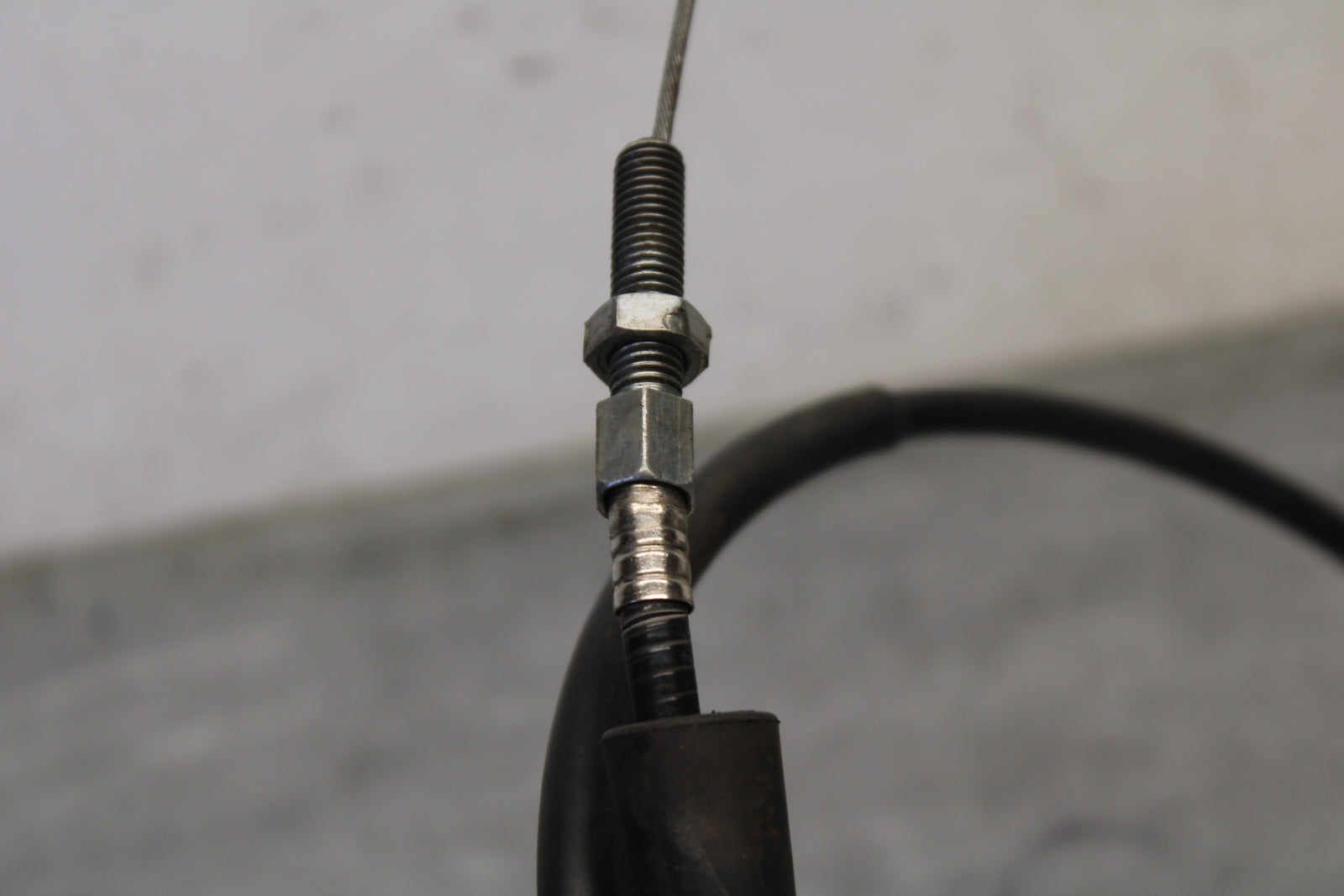 78 SUZUKI GS550E CLUTCH CABLE LINE BB133