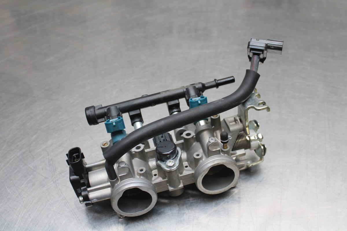 22-25 YAMAHA YZF R7 MAIN FUEL INJECTORS / THROTTLE BODIES BB769