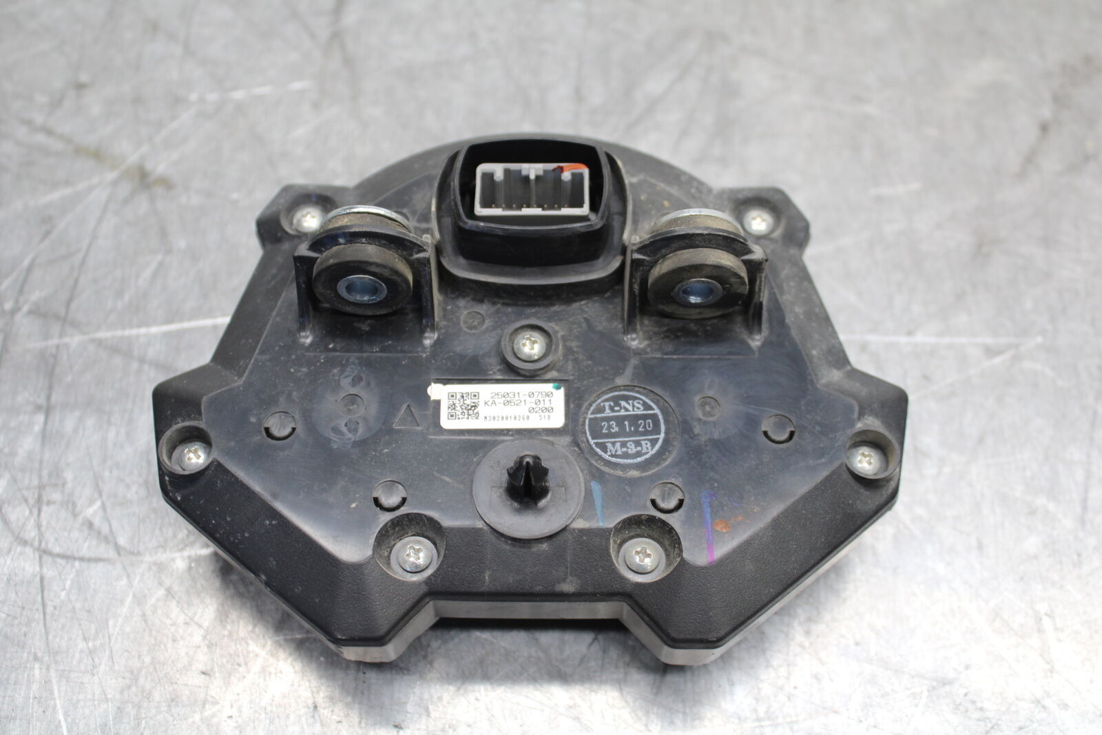19-22 KAWASAKI Z400 SPEEDO TACH GAUGES CLUSTER SPEEDOMETER TACHOMETER  BB708