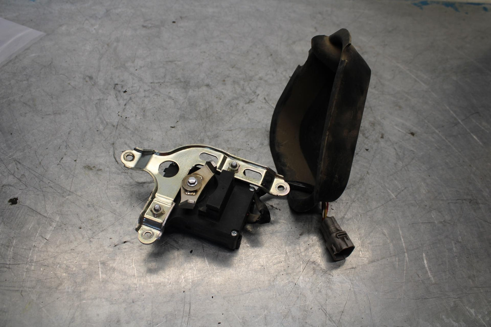 09-16 SUZUKI GSXR1000 EXHAUST VALVE SERVO MOTOR BB439