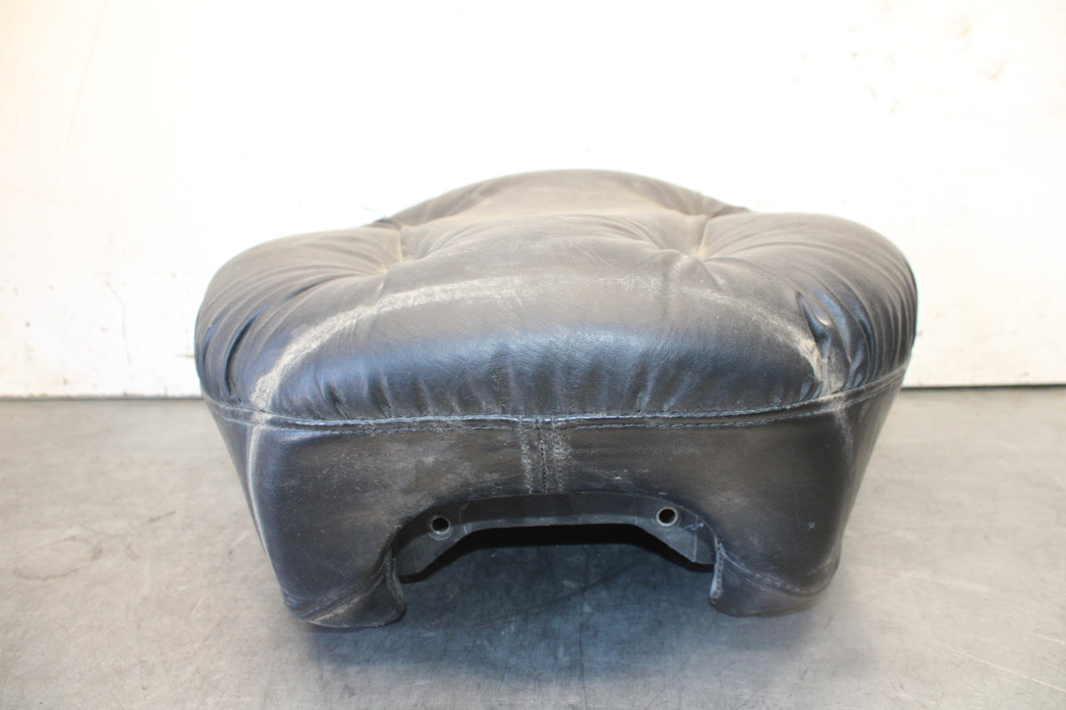 05-06 YAMAHA ROYAL STAR REAR BACK PASSENGER SEAT BB697