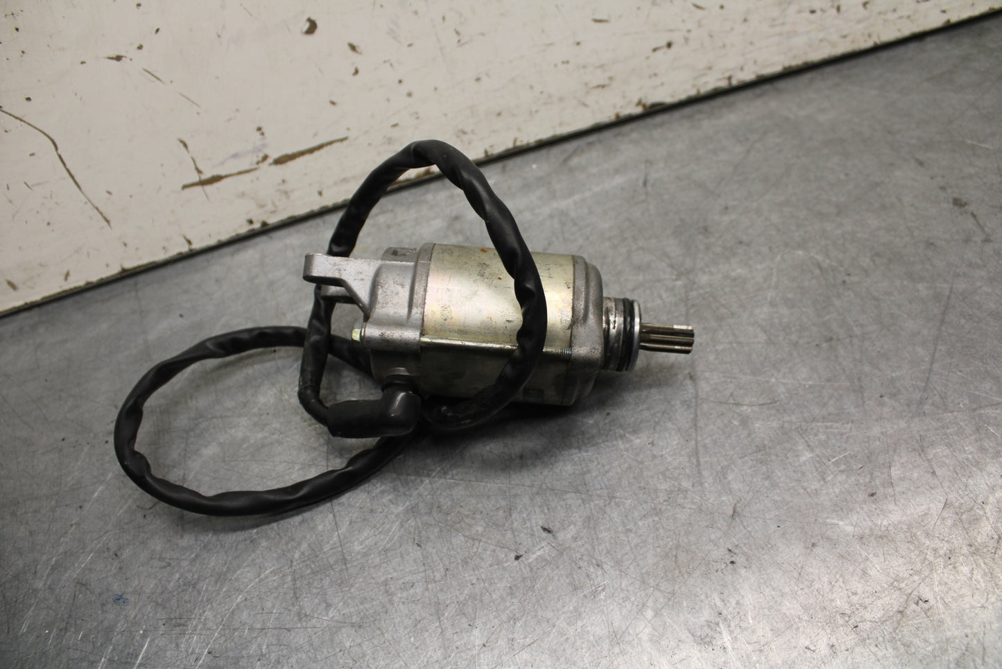 05-06 SUZUKI GSXR1000 ENGINE STARTING STARTER MOTOR -DC 12V 31100-40F00 BB677