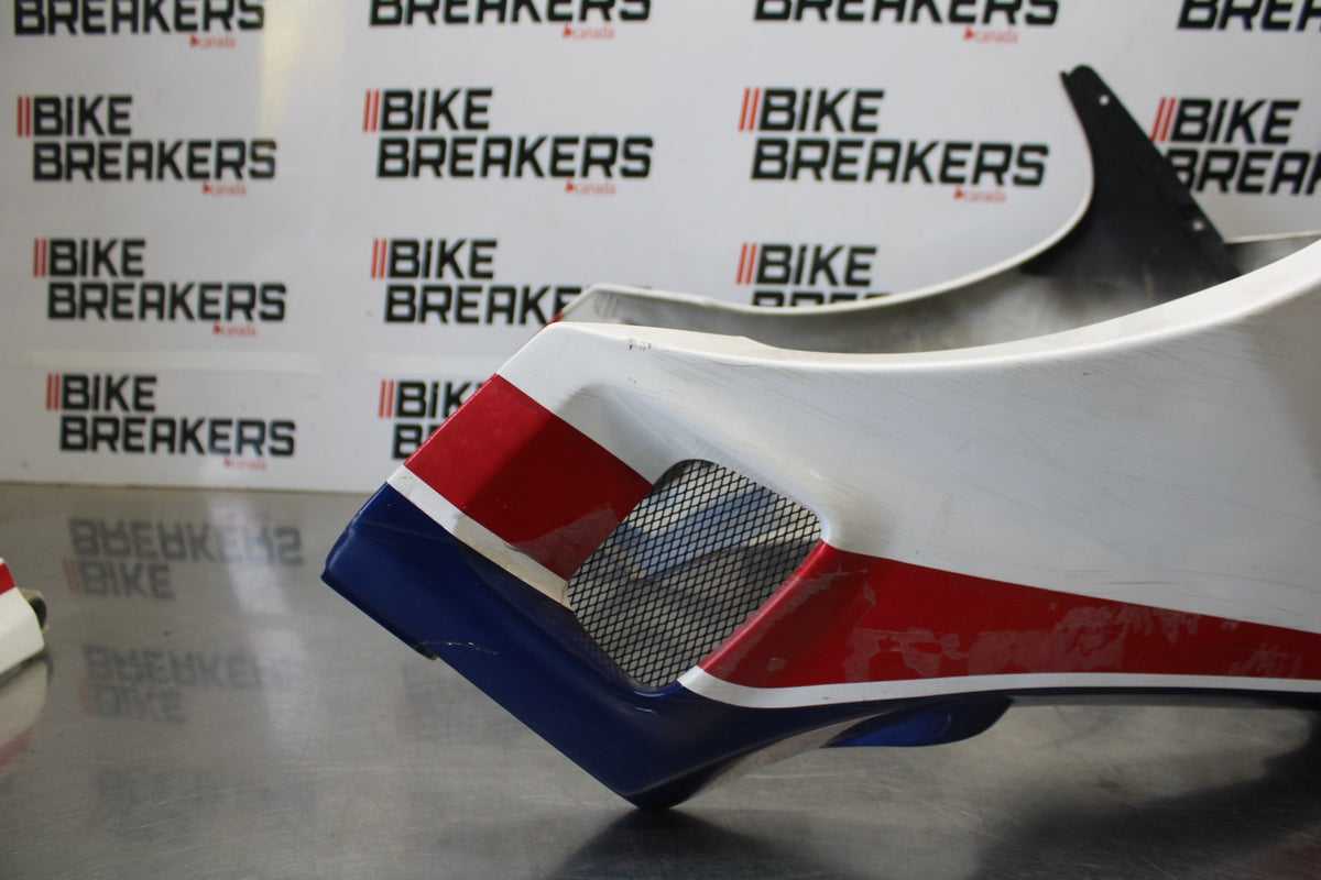 84 HONDA INTERCEPTOR 1000 VF1000F FRONT UPPER NOSE FAIRING COWL SHROUD BB878