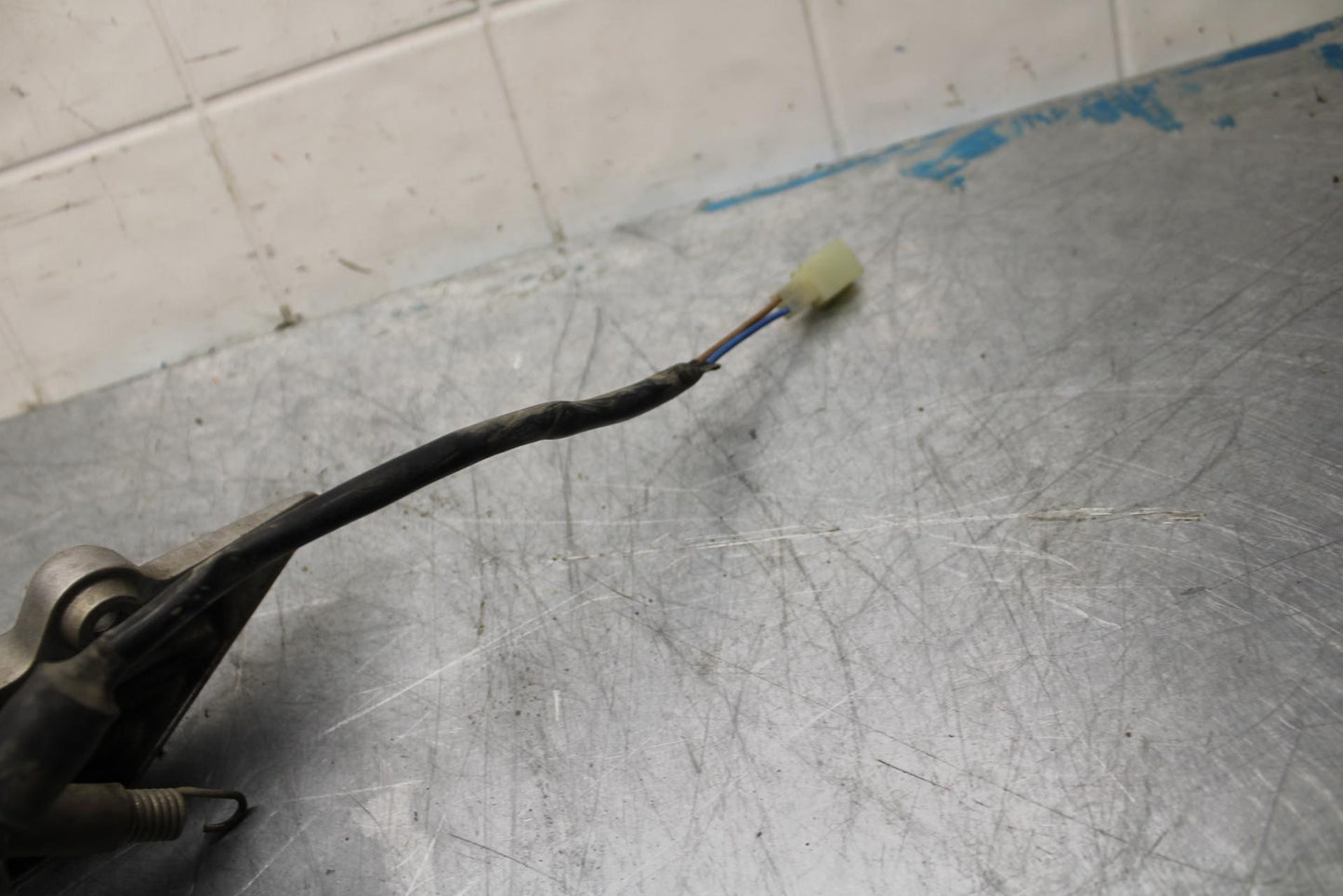 07-08 KAWASAKI CONCOURS 1400  RIGHT REARSET REAR SET DRIVER FOOT PEG REST BB449