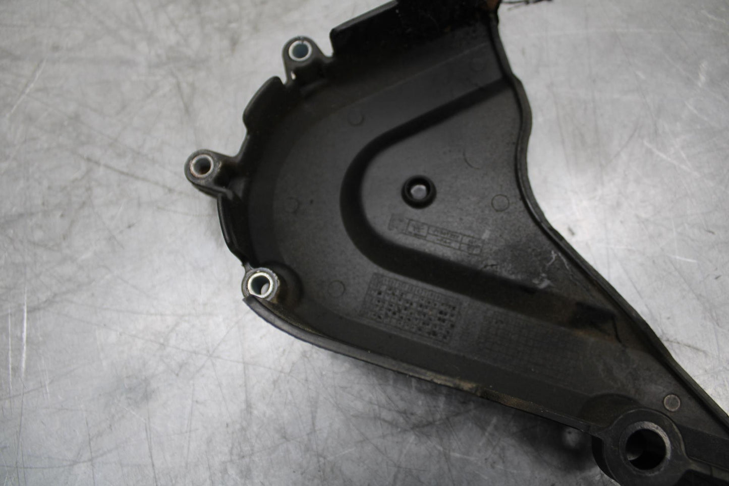 21 HUSQVARNA VITPILEN 401 ENGINE SPROCKET COVER BB467