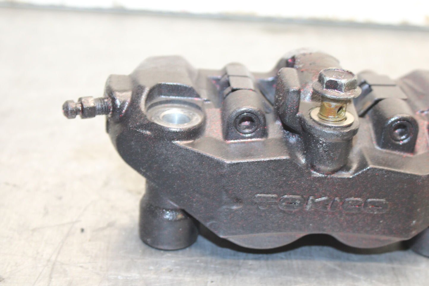 05-06 SUZUKI GSXR1000 RIGHT LEFT FRONT BRAKE CALIPER SET PAIR CALIPERS BB113