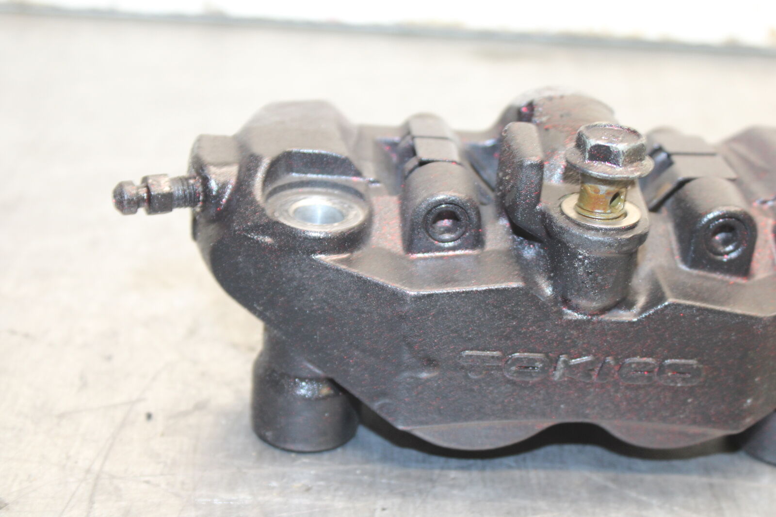 05-06 SUZUKI GSXR1000 RIGHT LEFT FRONT BRAKE CALIPER SET PAIR CALIPERS BB113