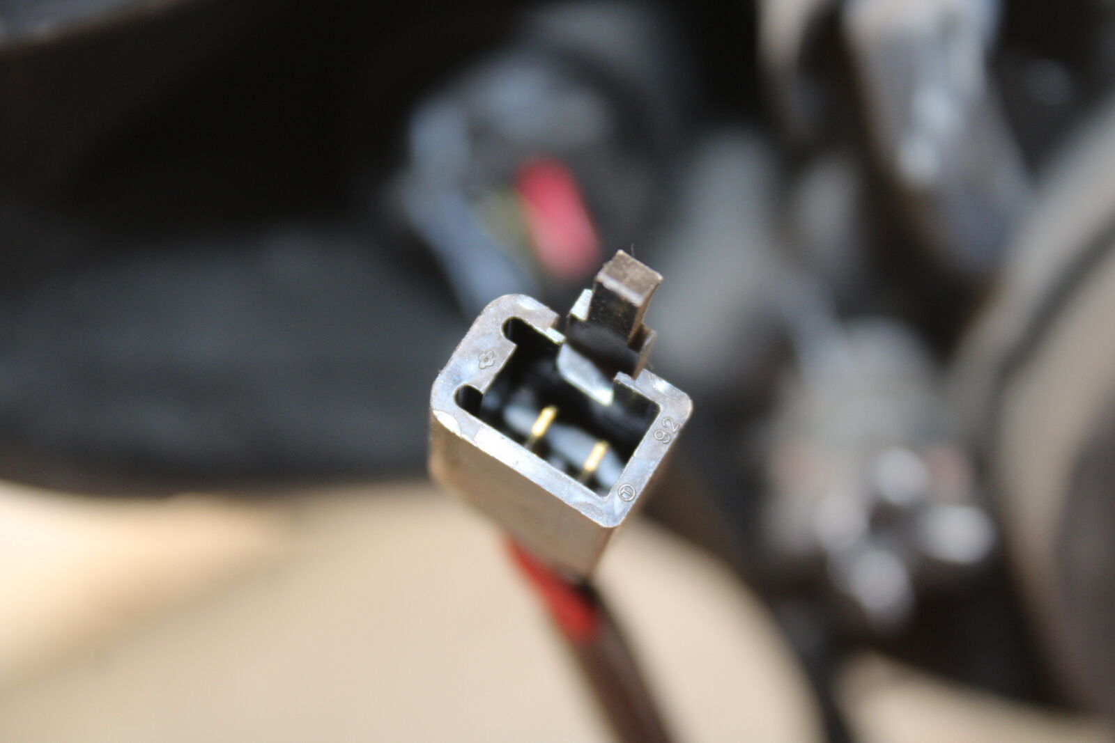 11-12 KAWASAKI NINJA 400 EX400 C FRONT HEADLIGHT HEAD LIGHT LAMP BB358