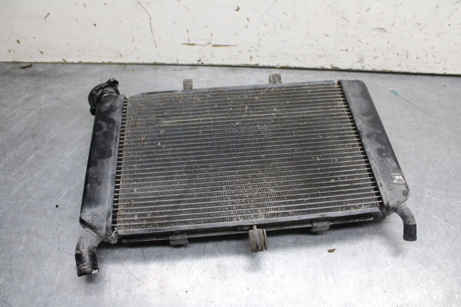 09-15 YAMAHA FZ6R ENGINE RADIATOR MOTOR COOLER RADIATER 20S-12461-01-00  BB686