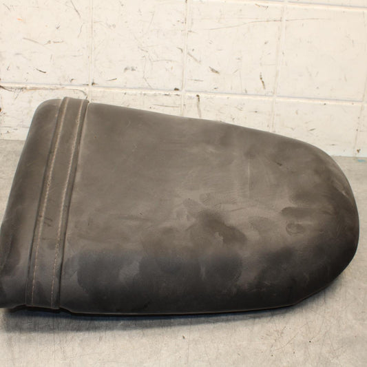 2001 Suzuki GSXR1000 REAR BACK PASSENGER TANDEM SEAT PAD SADDLE PILLION BB70