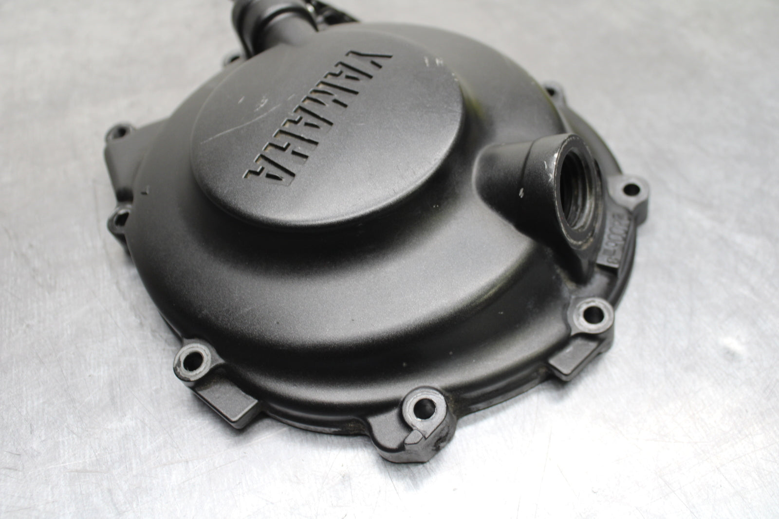 03-05 YAMAHA YZF R6  CLUTCH SIDE ENGINE MOTOR COVER BB132