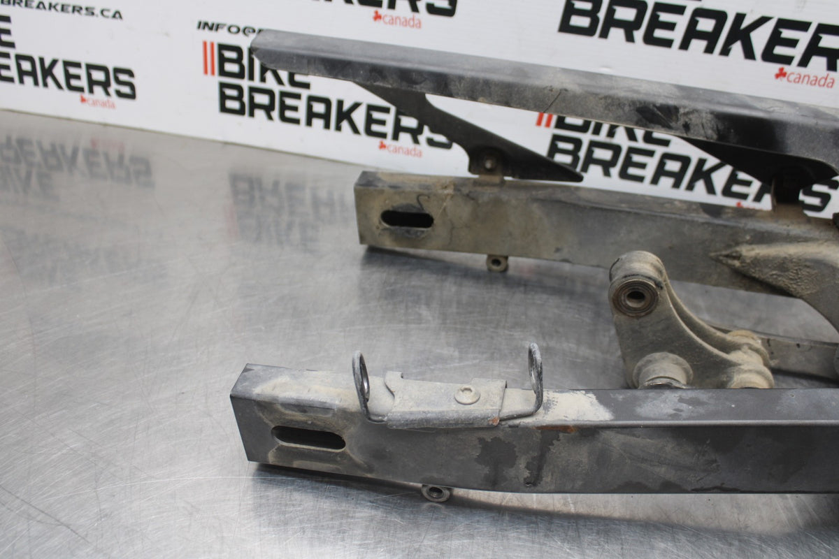 09 KAWASAKI NINJA 250R REAR SWINGARM BACK SUSPENSION SWING ARM BB824
