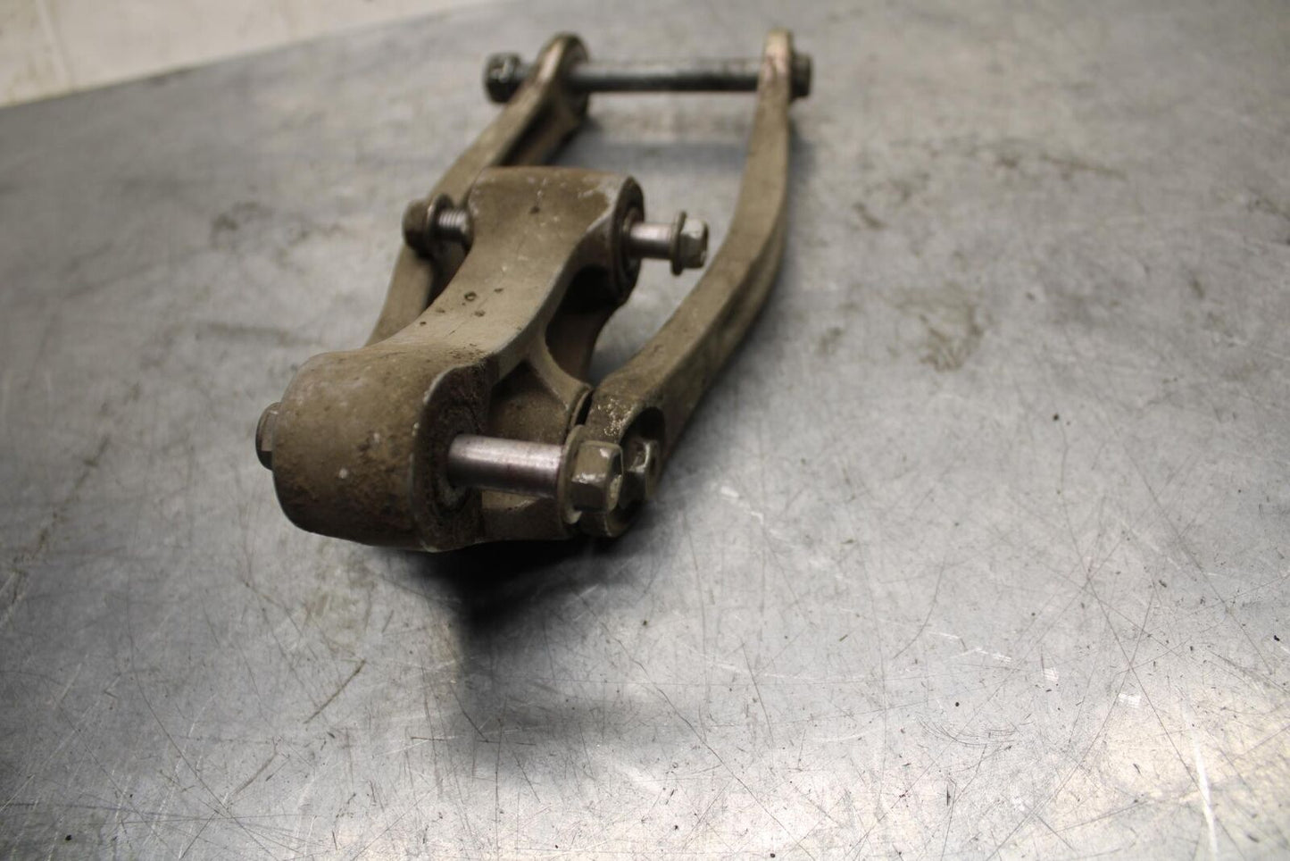 08-09 KAWASAKI NINJA ZX14R REAR DOGBONE SHOCK LINKAGE LINK BB73