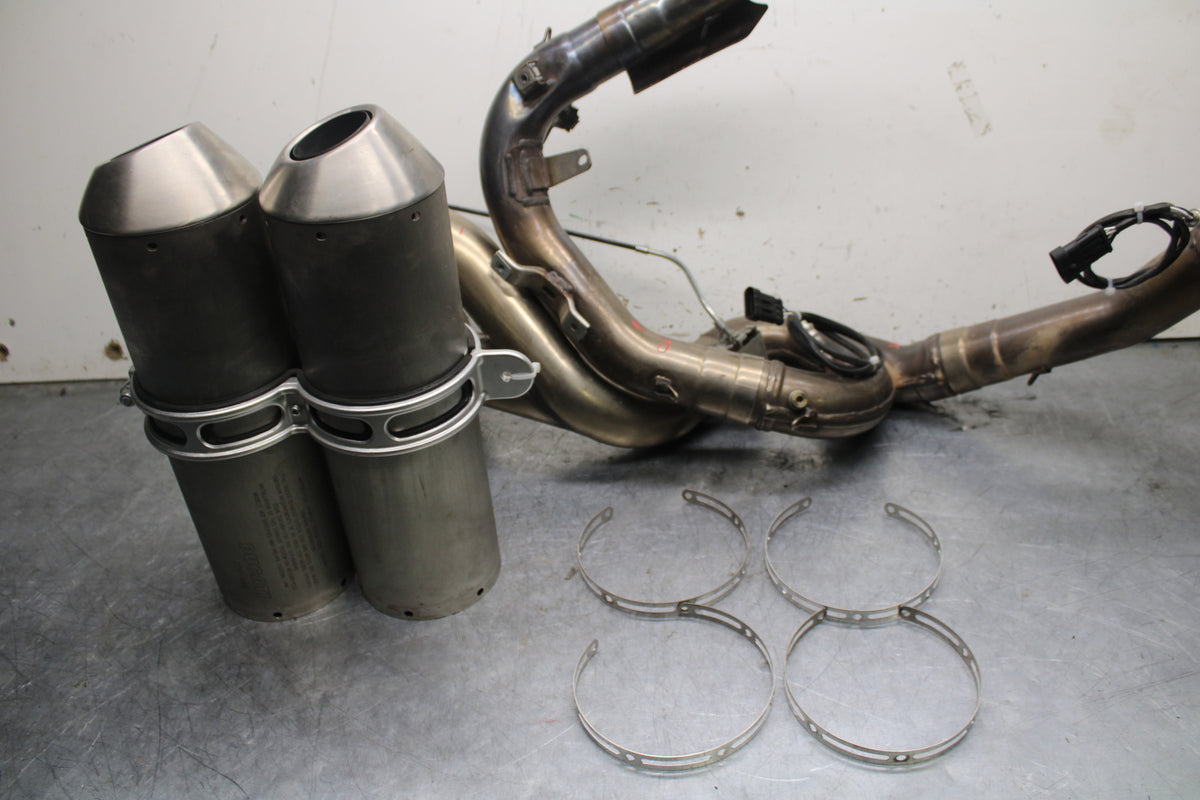 09-11 DUCATI STREETFIGHTER 1098 FULL EXHAUST SYSTEM HEADERS PIPE MUFFLER BB705