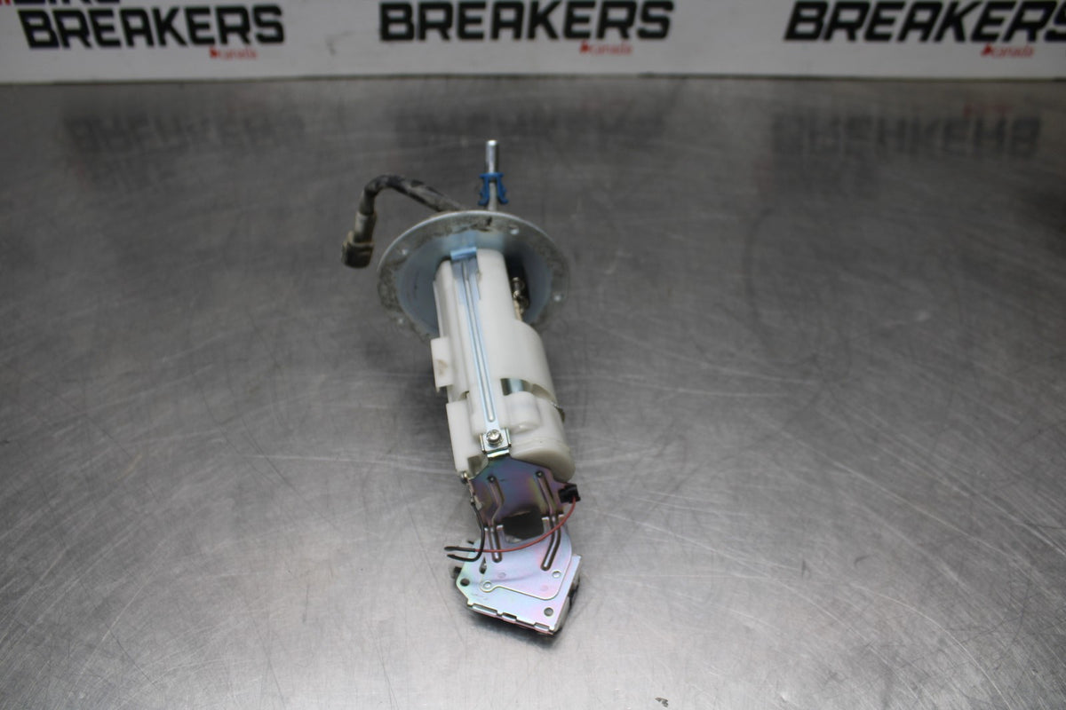 08-10 SUZUKI GSXR750 FUEL PUMP GAS PETROL SENDER UNIT BB854