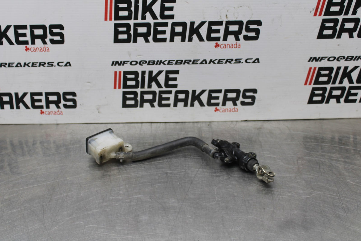 18 HONDA CB500F REAR BACK BRAKE MASTER CYLINDER W RESERVOIR BB861