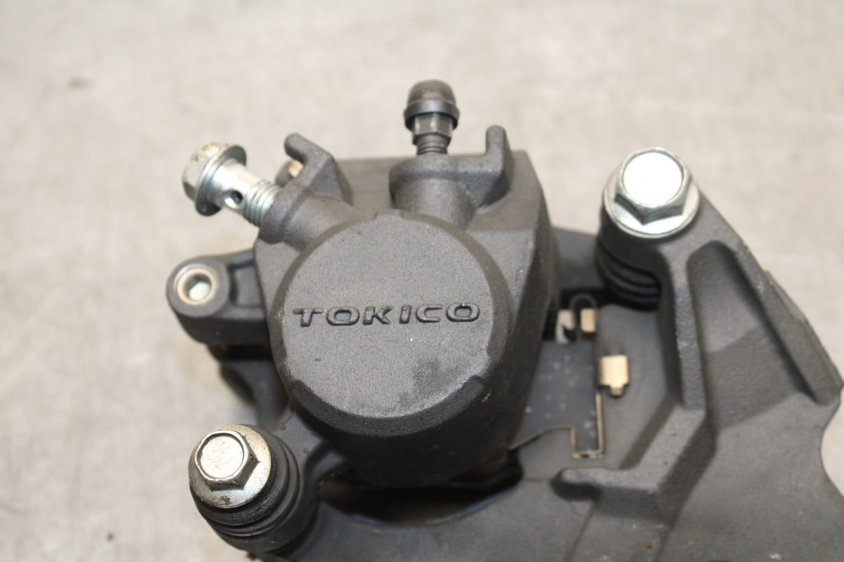 08-10 SUZUKI GSXR750 REAR BACK BRAKE CALIPER W MOUNT BRACKET BB127