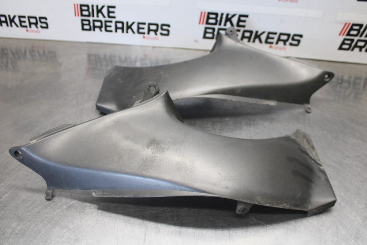 00-05 KAWASAKI NINJA ZX12R RIGHT LEFT INNER FAIRINGS COWLS PANELS BB892