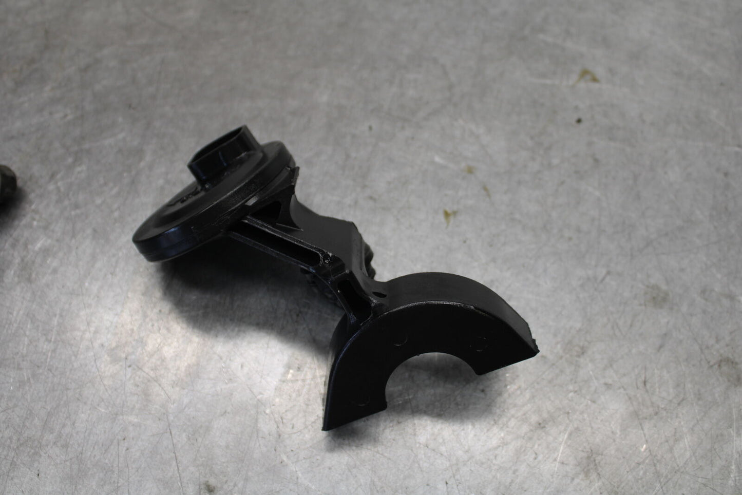 08-09 YAMAHA YZF R6S ENGINE MOTOR BOTTOM OIL PAN COVER  BB690