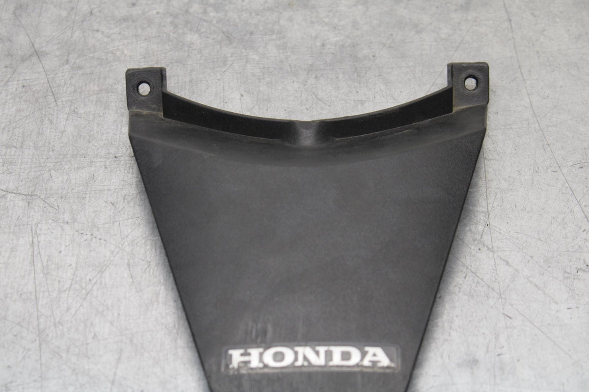 11-19 HONDA CBR125R CENTER REAR BACK TAIL FAIRING COVER TRIM COWL BB105